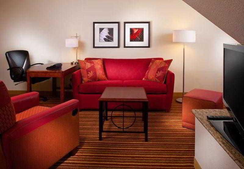 Sonesta Simply Suites Memphis East Poplar Pike Buitenkant foto