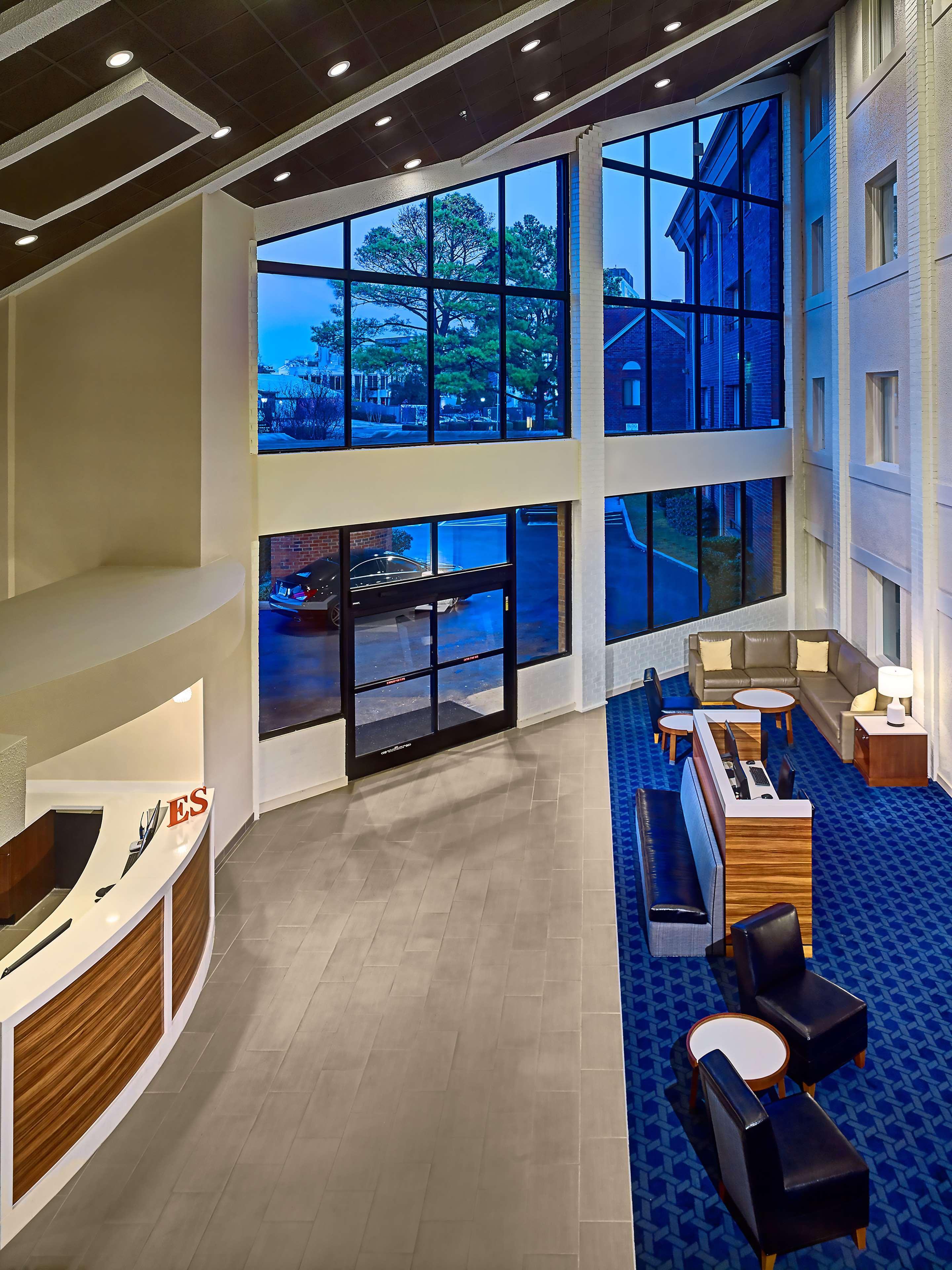 Sonesta Simply Suites Memphis East Poplar Pike Buitenkant foto