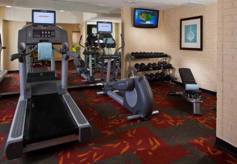Sonesta Simply Suites Memphis East Poplar Pike Buitenkant foto