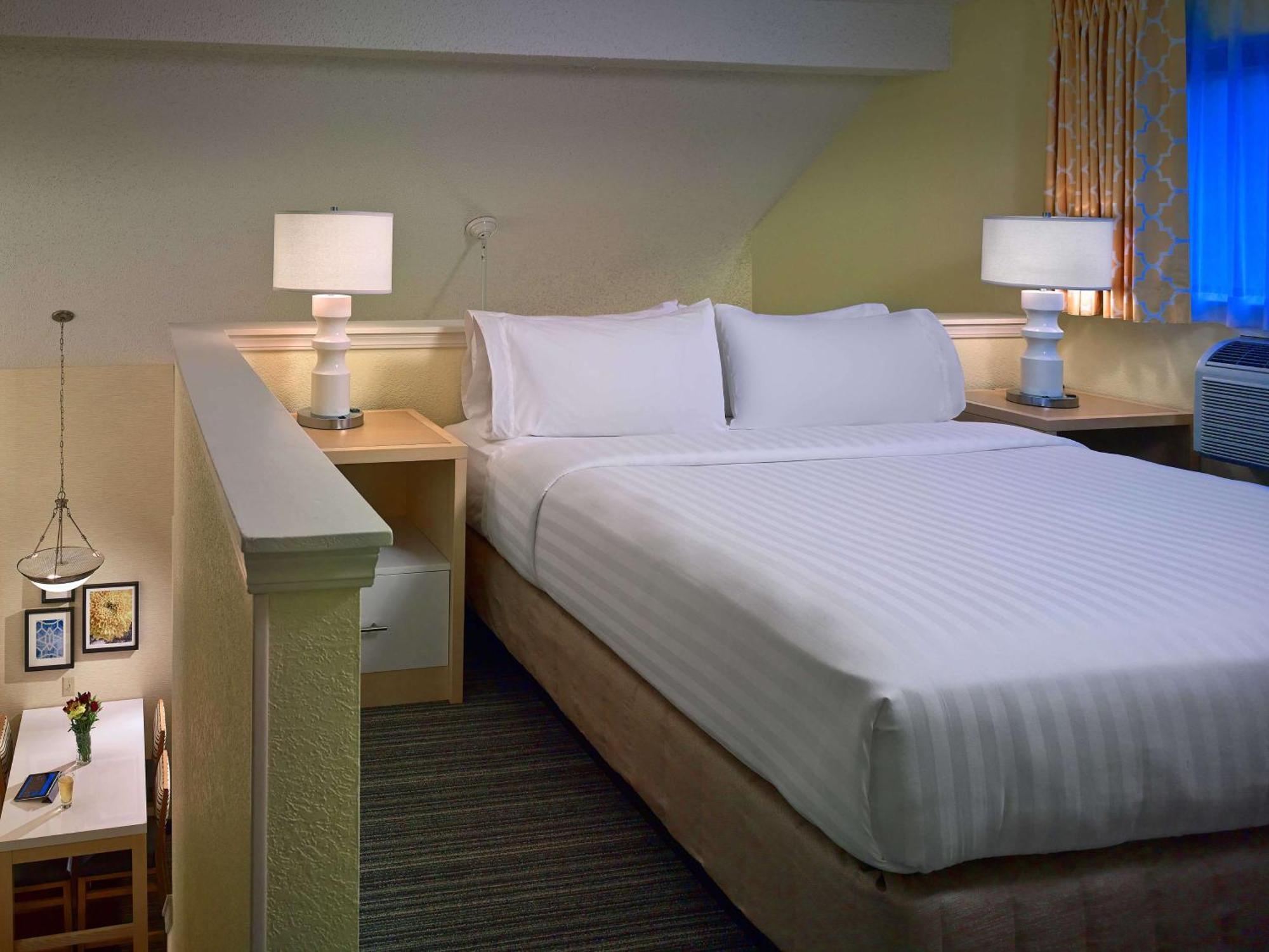 Sonesta Simply Suites Memphis East Poplar Pike Buitenkant foto
