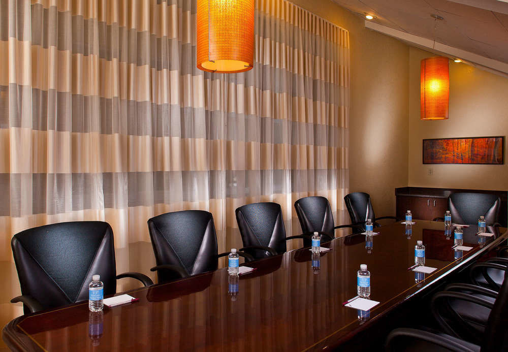 Sonesta Simply Suites Memphis East Poplar Pike Buitenkant foto