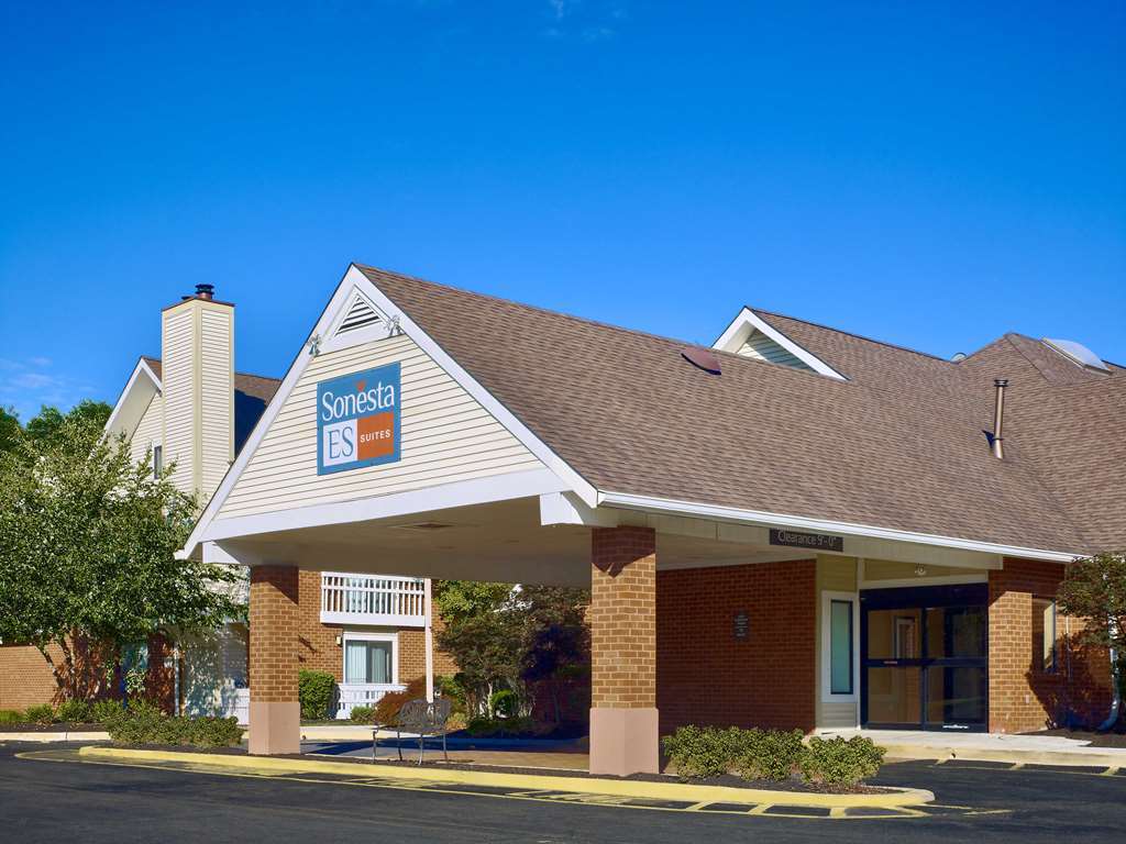 Sonesta Simply Suites Memphis East Poplar Pike Buitenkant foto